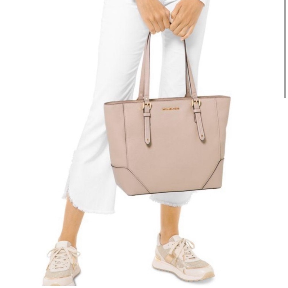 Michael Kors Tote